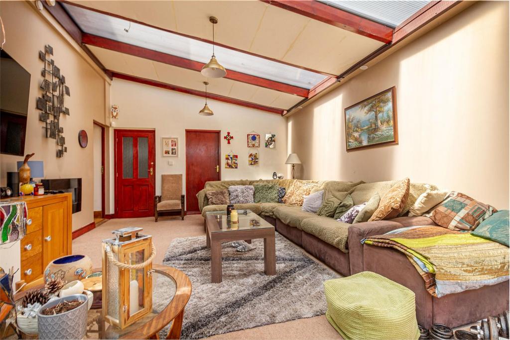 Living-Room-2.jpg