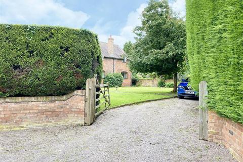 4 bedroom detached house for sale, The Byre, Astley, Shrewsbury, SY4 4BP