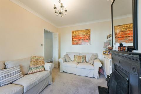 3 bedroom terraced house for sale, Ferndale Road, Banstead