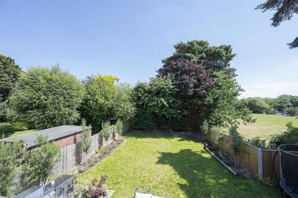 17 Burdett Avenue41.jpg