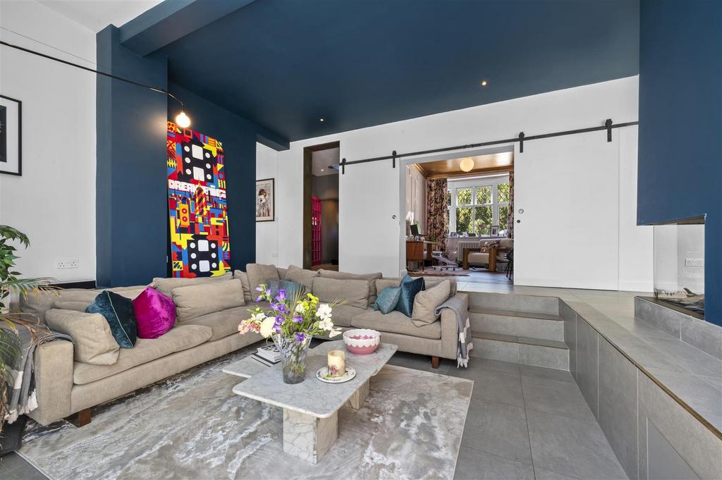 17 Burdett Avenue12.jpg