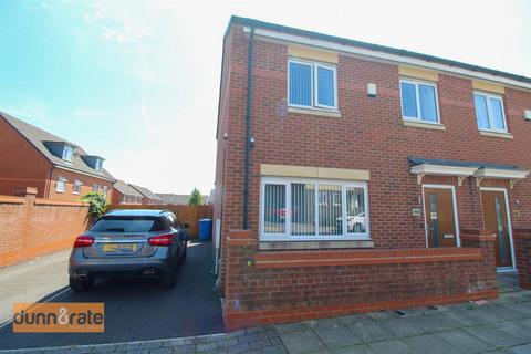 3 bedroom semi-detached house for sale, Commercial Road, Stoke-On-Trent ST1