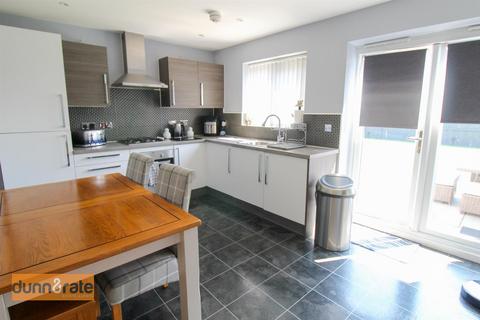 3 bedroom semi-detached house for sale, Commercial Road, Stoke-On-Trent ST1