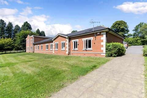 2 bedroom bungalow for sale, Gatehouse Lodge, Redhill RH1