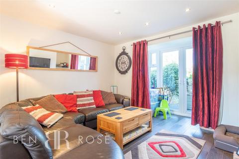 3 bedroom semi-detached house for sale, Somerset Avenue, Chorley
