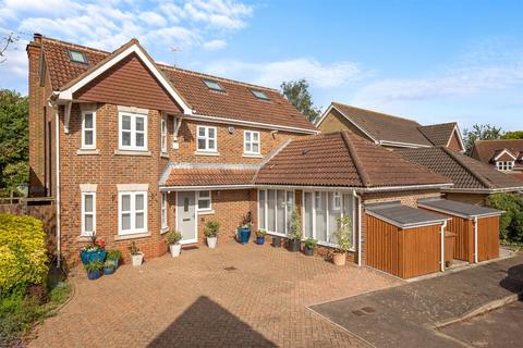 4 bedroom detached house for sale, Tailors, Bishops Stortford, Hertfordshire, CM23