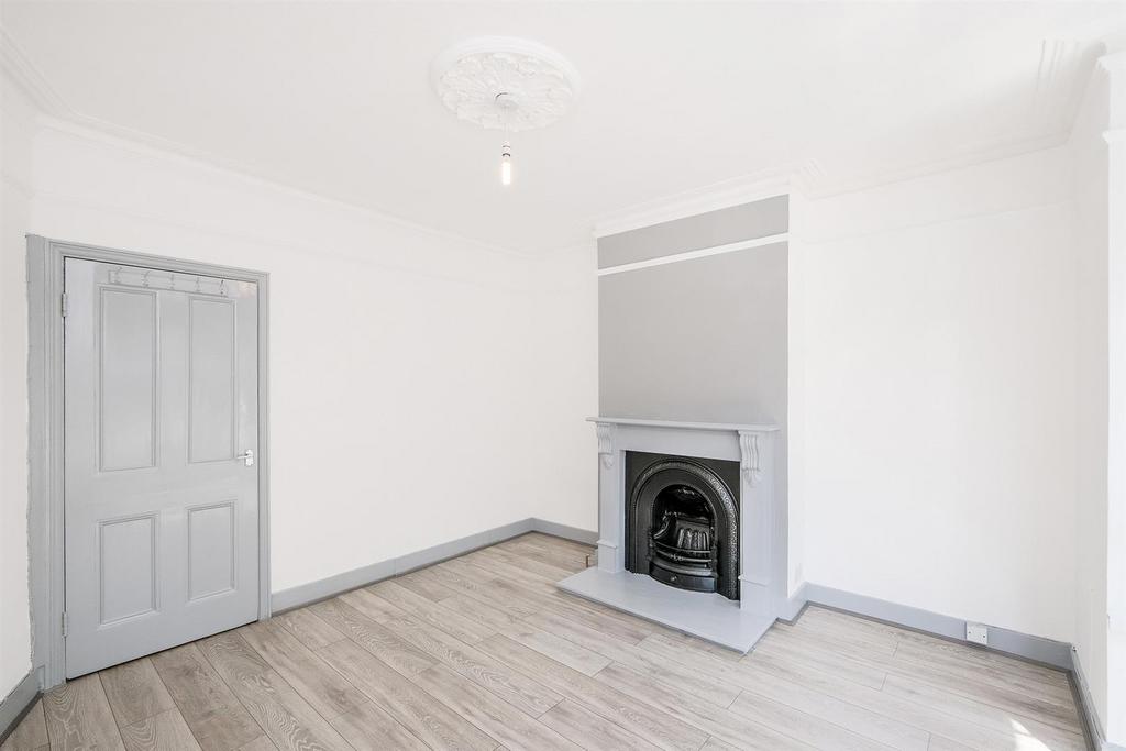 32 Campbell Road-4 web.jpg