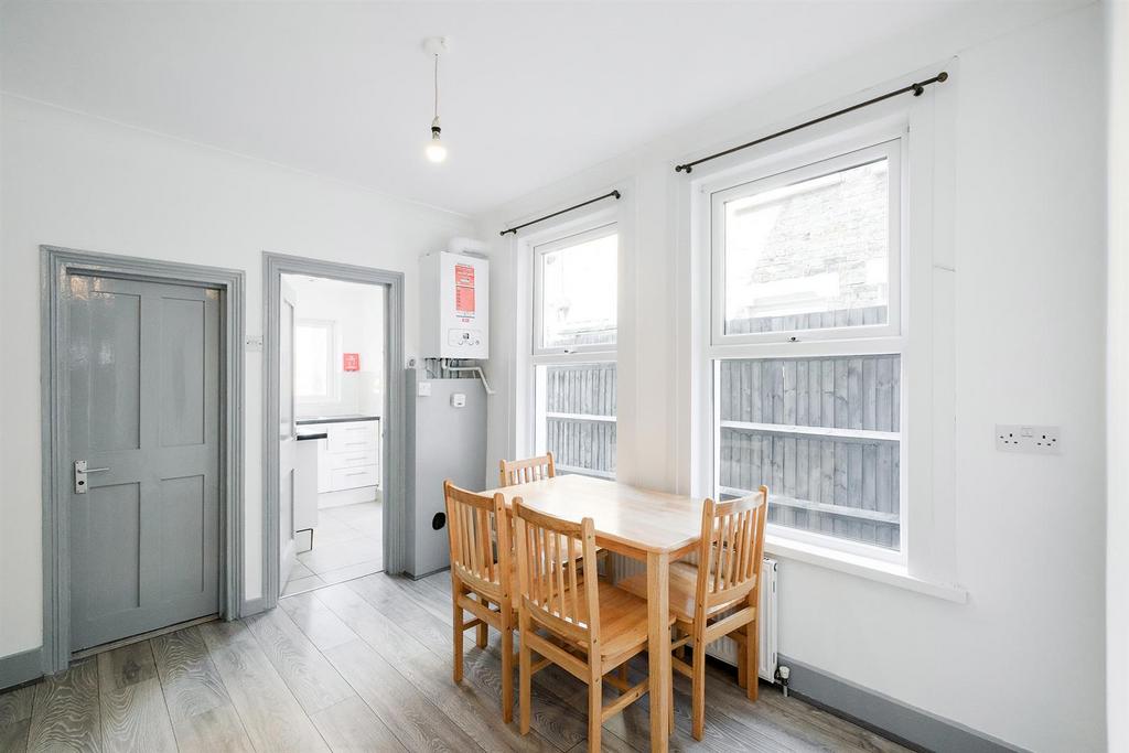 32 Campbell Road-17 web.jpg