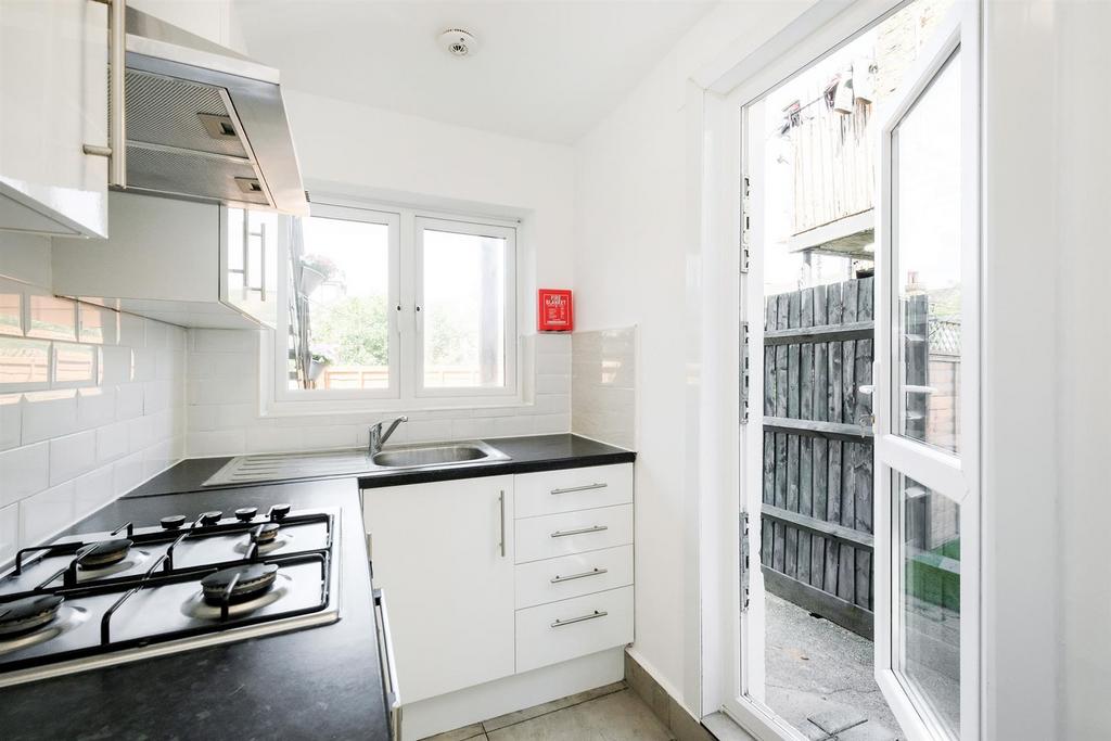 32 Campbell Road-18 web.jpg