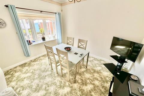 5 Nore Park Drive, Portishead, Bristol, BS20 8DY