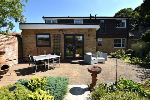 4 bedroom detached bungalow for sale, Main Street, Ellerker, Brough