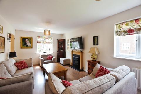 4 bedroom detached house for sale, Clapton Close, Stamford