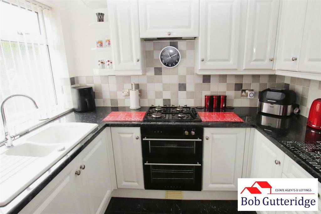 Fitted kitchen