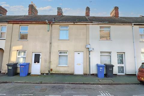 3 bedroom terraced house for sale, Bevan Street West, Lowestoft