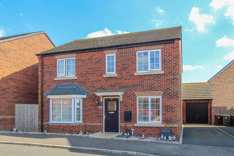 4 bedroom detached house for sale, Craig Hopson Avenue, Castleford WF10