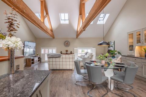 3 bedroom apartment for sale, Chapel Court, Portland Street, Royal Leamington Spa