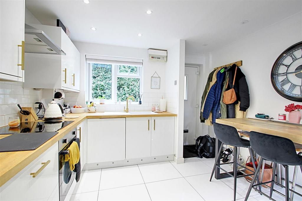 Kitchen Diner 1.jpg