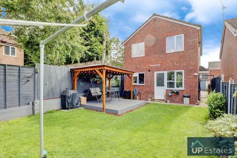 3 bedroom detached house for sale, Beverley Avenue, Stockingford, Nuneaton