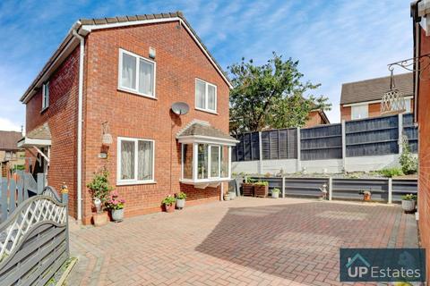 3 bedroom detached house for sale, Beverley Avenue, Stockingford, Nuneaton