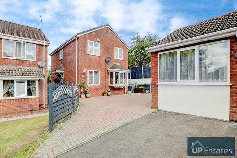 3 bedroom detached house for sale, Beverley Avenue, Stockingford, Nuneaton