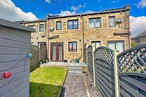 2 bedroom house for sale, Dene Royd Close, Stainland, Halifax