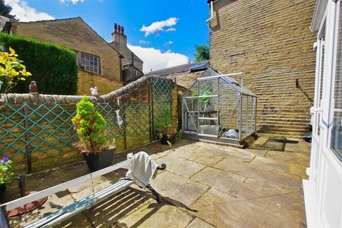 3 bedroom semi-detached house for sale, Bradford Road, Brighouse