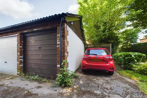 16 Chells Lane, Stevenage, SG2 7AA