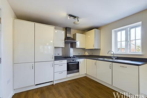 2 bedroom flat for sale, Siddington Drive, Aylesbury HP18