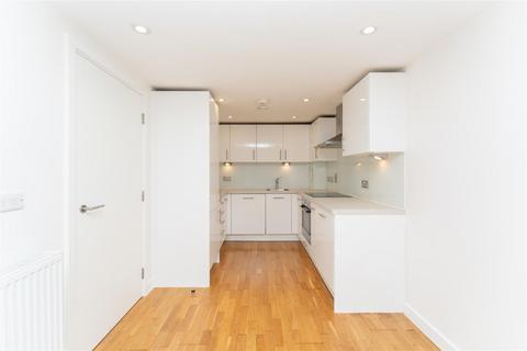 Flat 3, Langley House Beavers Lane, Hounslow, TW4 6ES