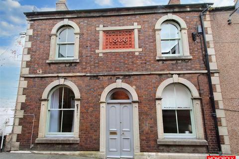 3 bedroom end of terrace house for sale, Chapel Street, Denbigh LL16