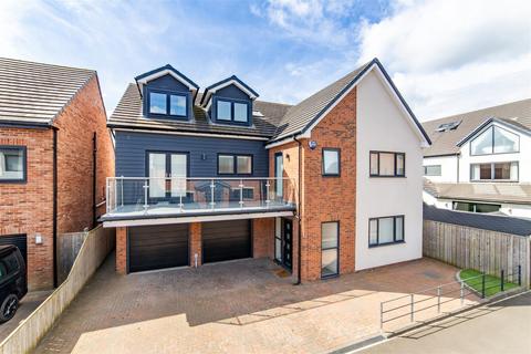 7 bedroom detached house for sale, Hazelwood Road, Great Park, NE13