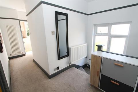 59 Lavender Road, Carshalton, SM5 3EF