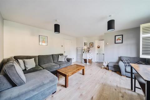 2 bedroom apartment for sale, Winery Lane, Kingston upon Thames