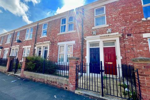 2 bedroom apartment for sale, Rawling Road, Bensham, Gateshead