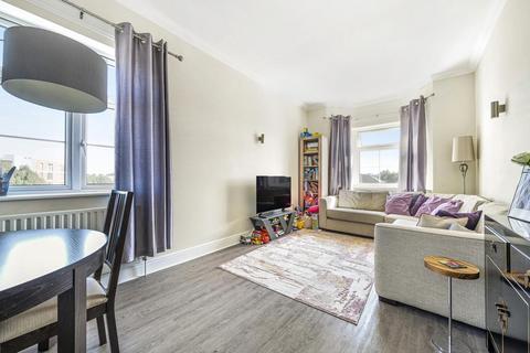 83 Sigrist Square, Kingston Upon Thames, KT2 6JY