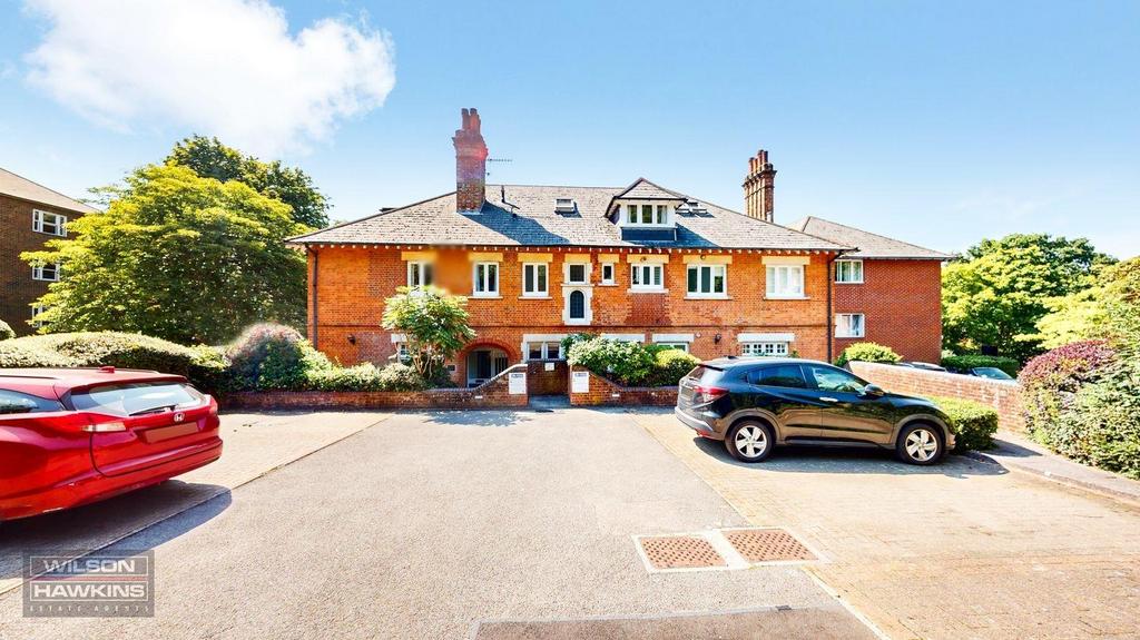 Flat 1, Hamson Court - v8 HMf0 OBB7 NCot2 WUSSg.jpg