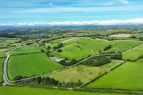 3 bedroom property with land for sale, Llanfarian