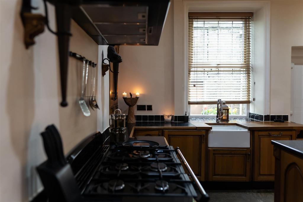 Kitchen/Breakfast Area