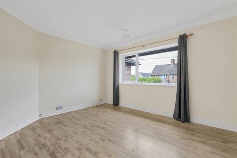 42 Whitehall Gardens, Duxford, Cambridge, CB22 4QL