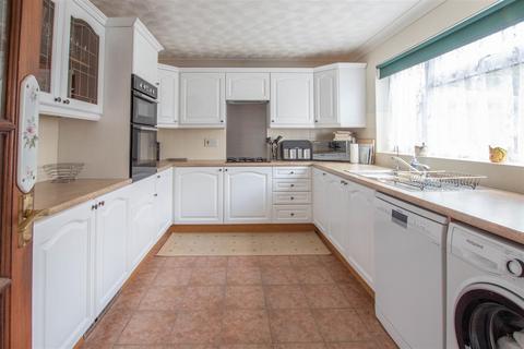 4 bedroom detached house for sale, Falklands Road, Haverhill CB9