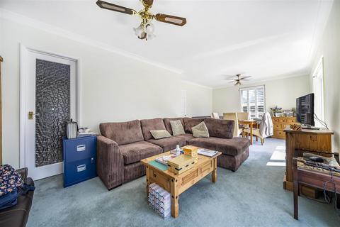 8 Balmoral Close, Bognor Regis, PO21 4PP