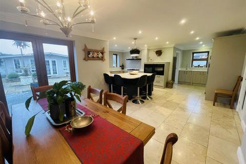 55 Capel Road, Llanelli, SA14 8SL