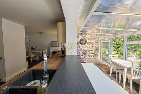 7 Branscombe Close, Frinton-on-sea, CO13 9LE