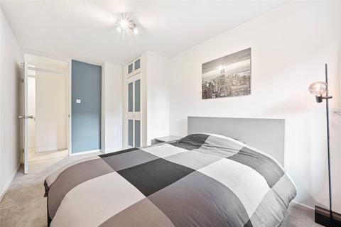 3 bedroom maisonette to rent, Longleat House, 18 Rampayne Street, London, SW1V