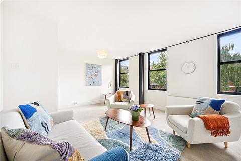 3 bedroom maisonette to rent, Longleat House, 18 Rampayne Street, London, SW1V