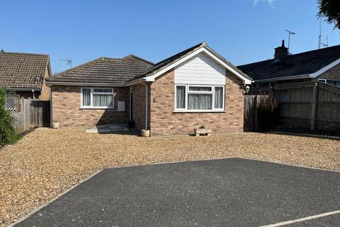 2 bedroom detached bungalow for sale, Thetford Road, Bury St. Edmunds IP28