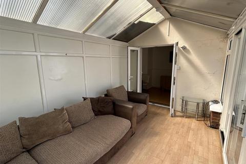 28 Cherry Way, Hatfield, AL10 8LE