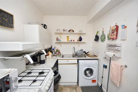 1 bedroom flat for sale, Churchdale Road, Eastbourne