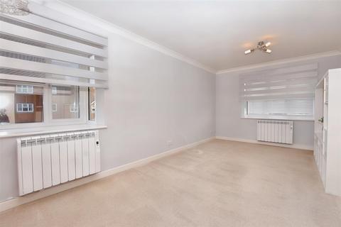 1 bedroom flat for sale, Southampton Close, Eastbourne