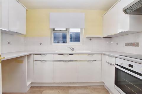 1 bedroom flat for sale, Southampton Close, Eastbourne